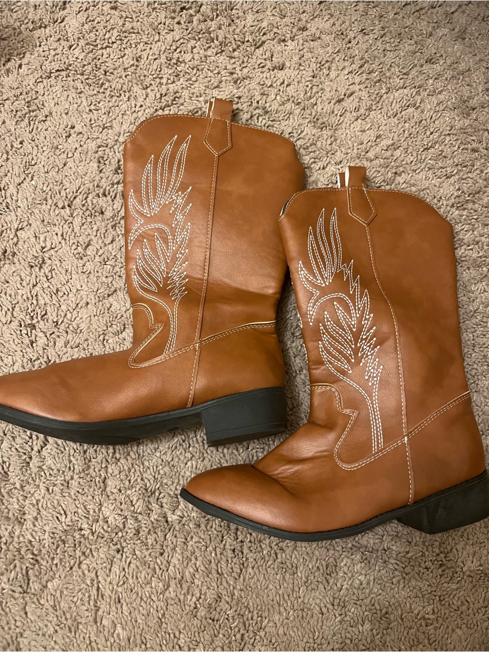 Women's Tan Western Cowboy Boots - Classic Stitch Detail